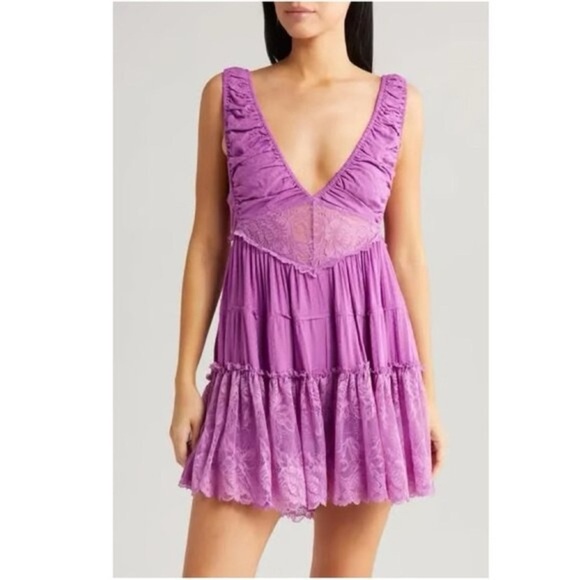Free People Spring Fling Romantic Lacey Boho Radiant Orchid Romper Sz Medium NWT - Picture 4 of 11